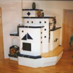 Individuell gesetzter Kachelofen in der Steiermark